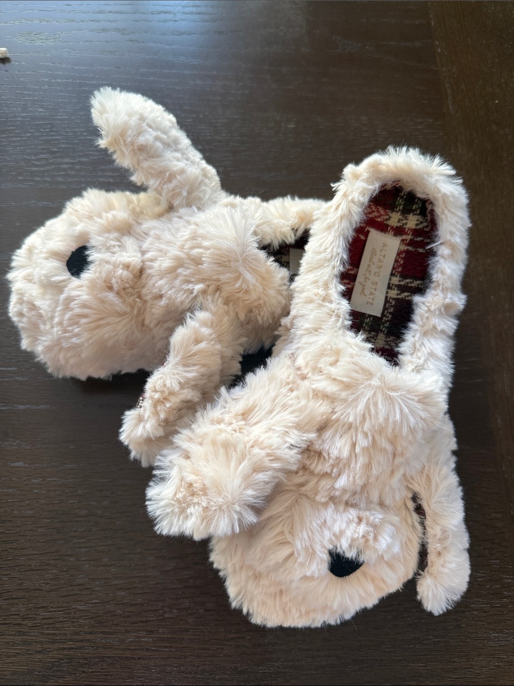 Altar'd State Cream Plush puppy Slippers size 7-8 new not worn
